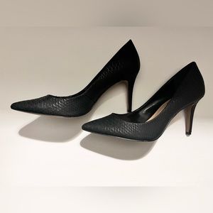 Jessica Simpson heels